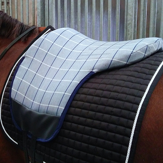 3: Onderkant van de bbp is de vorm van de rug van je paard.